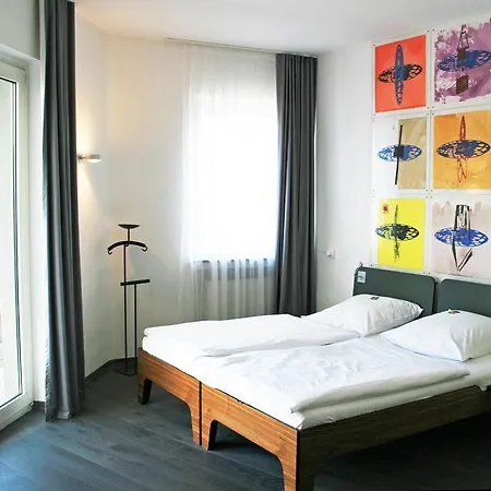 Chelsea 3* Kolín nad Rýnem