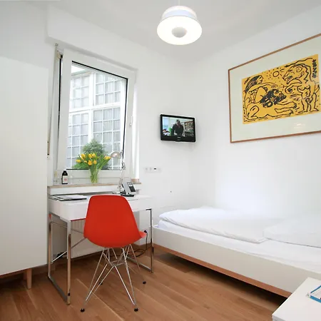 Chelsea 3* Kolín nad Rýnem