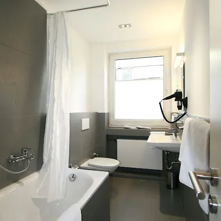 Hotel Chelsea Kolonia