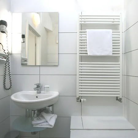 Hotel Chelsea Kolonia