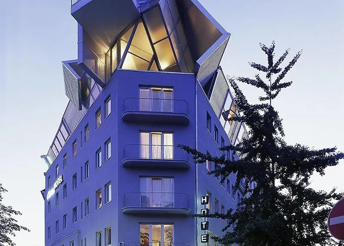 Chelsea Hotell 3*