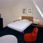 Chelsea Otel